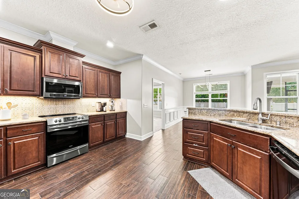 134 Fiddlers Cove DR Kingsland, GA 31548