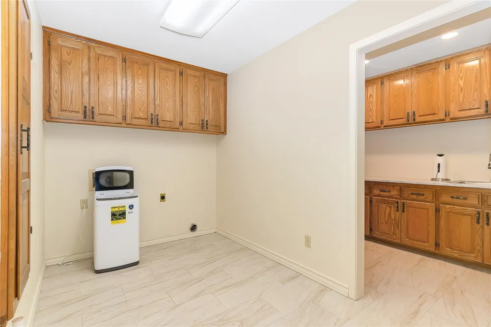 6212 Westover Drive Granbury, TX 76049