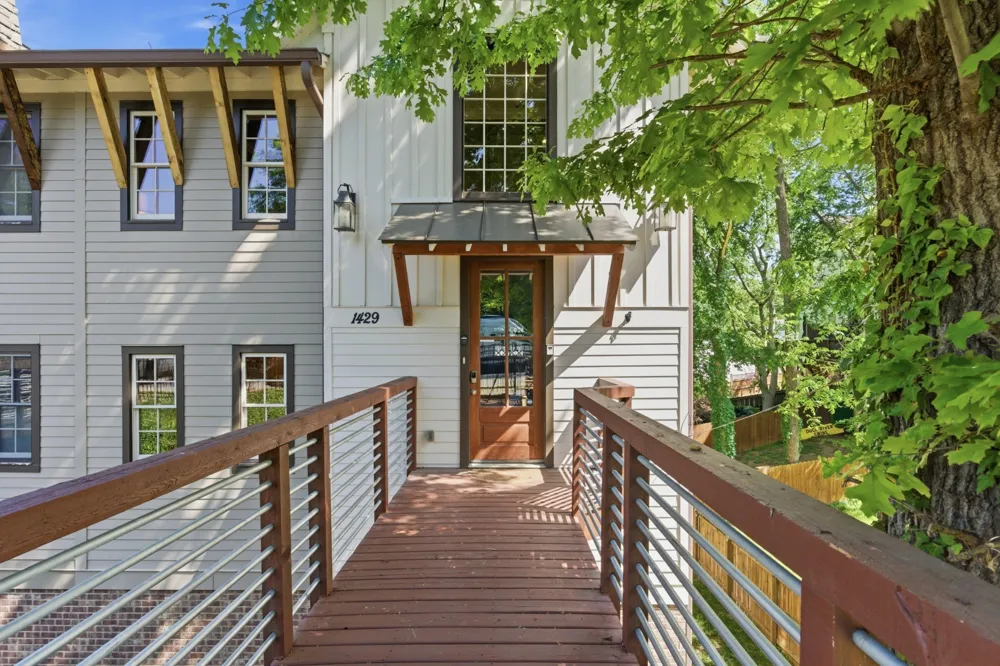 1429 Shelby Ave Nashville, TN 37206