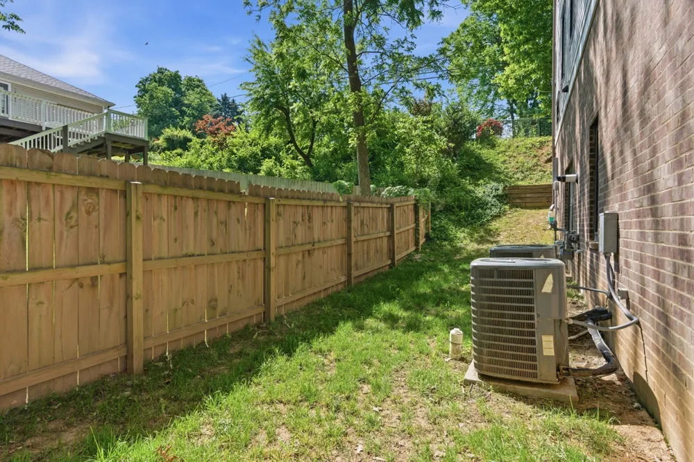 1429 Shelby Ave Nashville, TN 37206
