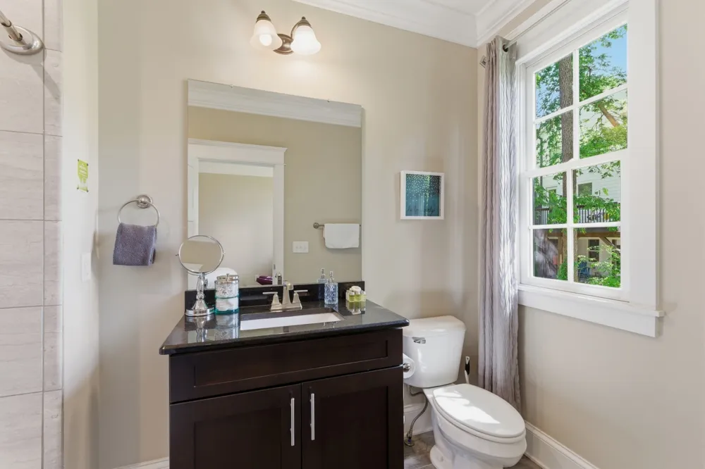 1429 Shelby Ave Nashville, TN 37206