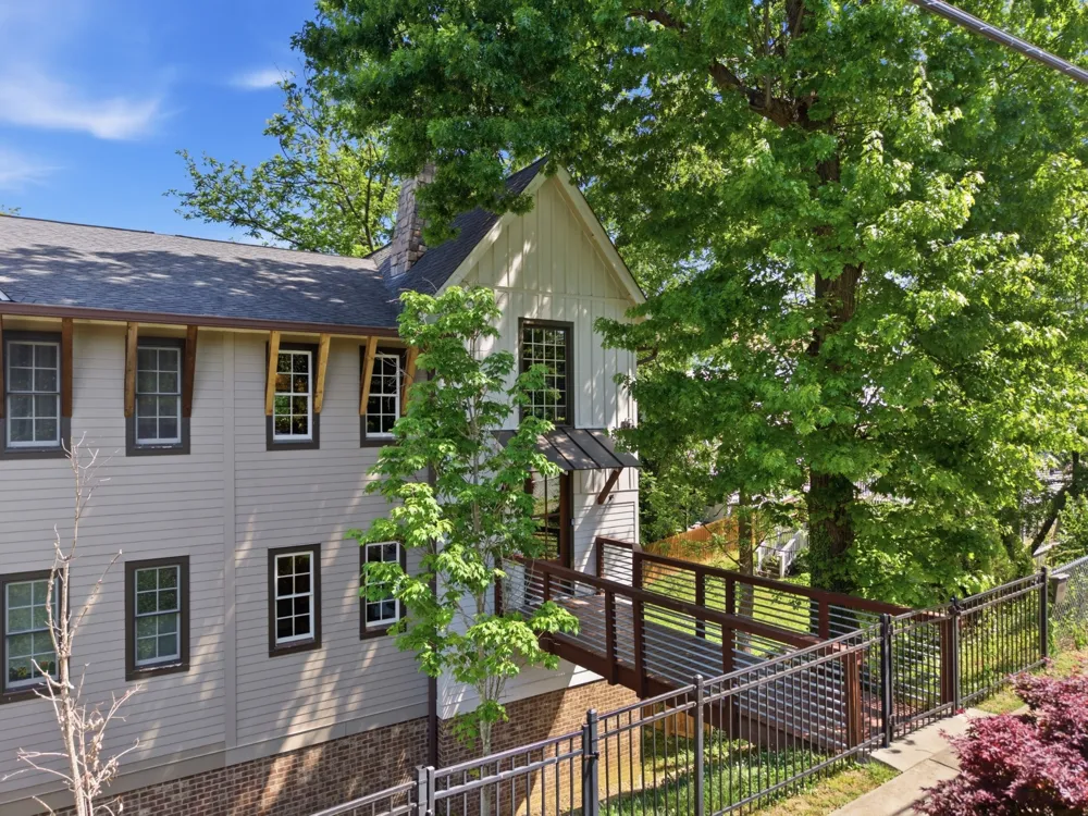 1429 Shelby Ave Nashville, TN 37206