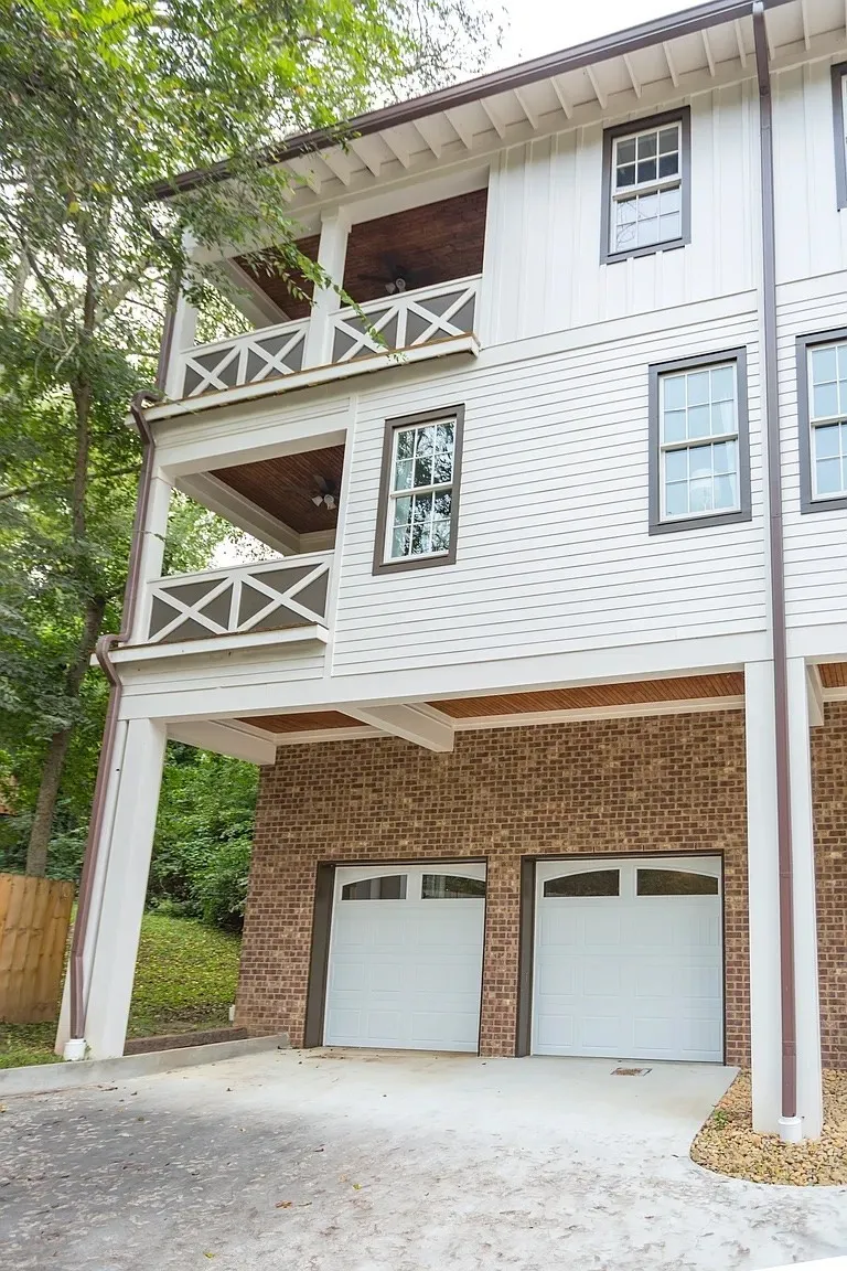 1429 Shelby Ave Nashville, TN 37206
