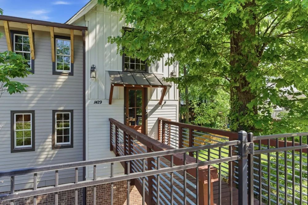 1429 Shelby Ave Nashville, TN 37206