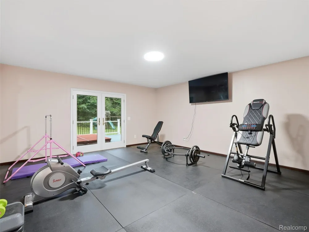 4700 Botany Glen Commerce Charter Township, MI 48382