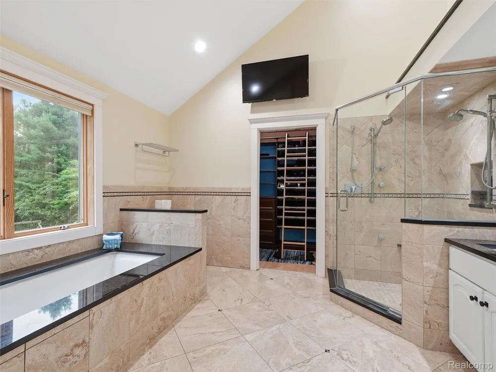 4700 Botany Glen Commerce Charter Township, MI 48382