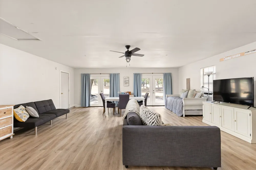 196 Willy Road Bastrop, TX 78602