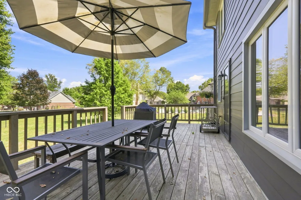 4510 Runyon Deer Lane Greenwood, IN 46142