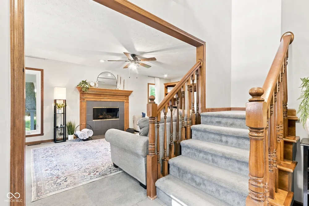 4510 Runyon Deer Lane Greenwood, IN 46142