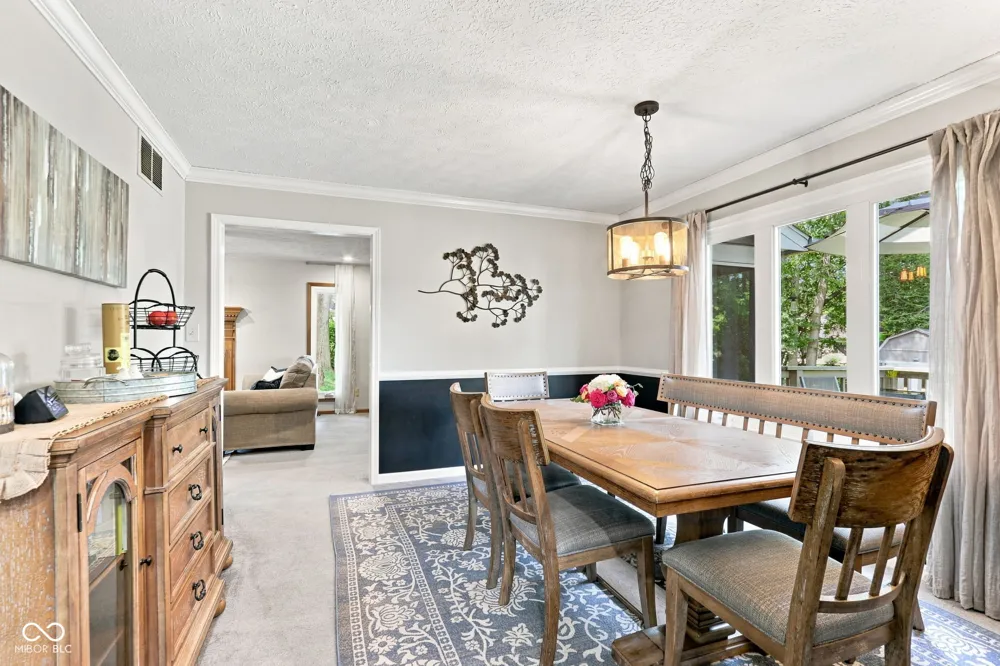 4510 Runyon Deer Lane Greenwood, IN 46142
