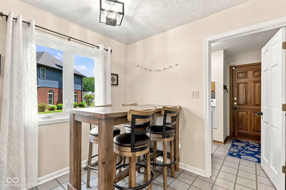 4510 Runyon Deer Lane Greenwood, IN 46142
