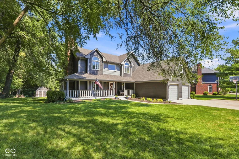 4510 Runyon Deer Lane Greenwood, IN 46142