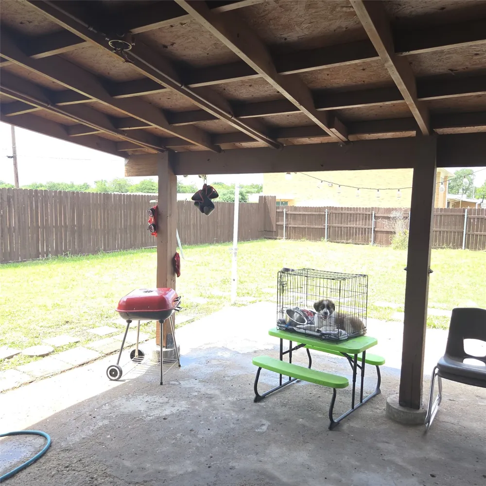 4001 Burning Tree Lane Garland, TX 75042