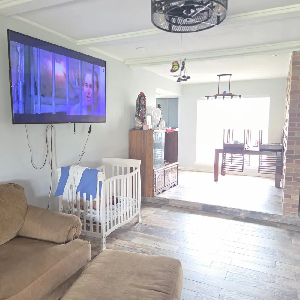 4001 Burning Tree Lane Garland, TX 75042