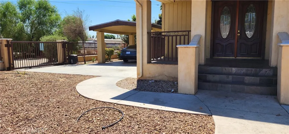 3112 1st Riverside, CA 92507