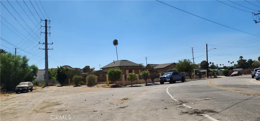 3112 1st Riverside, CA 92507