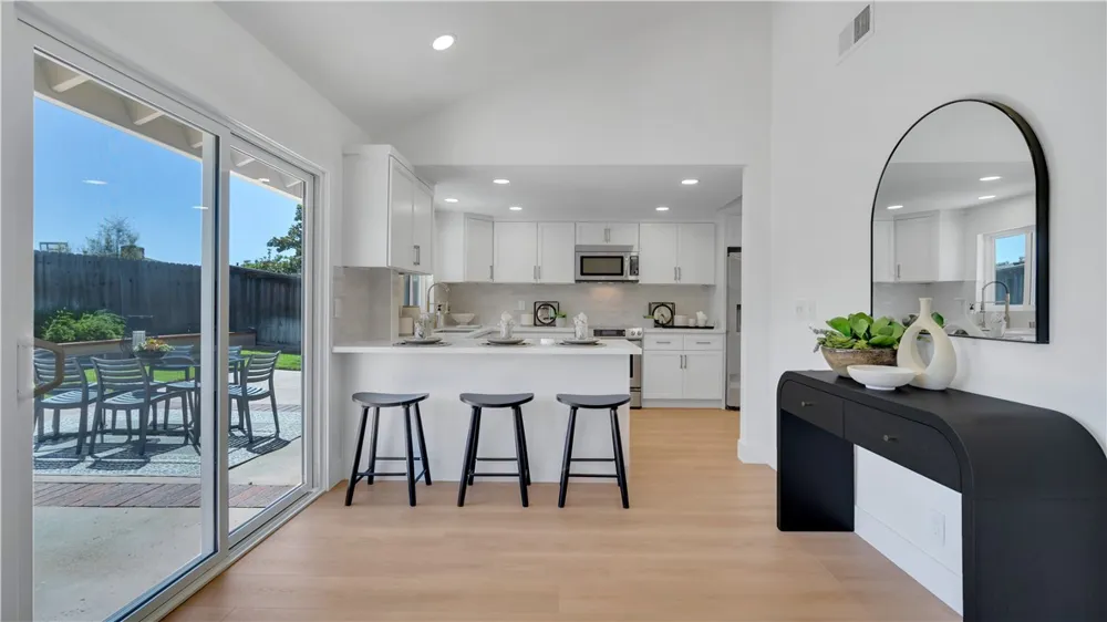 5646 E Valencia Orange, CA 92869
