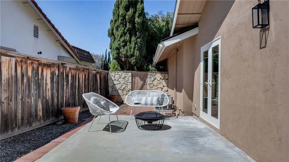 5646 E Valencia Orange, CA 92869