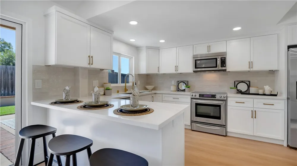 5646 E Valencia Orange, CA 92869