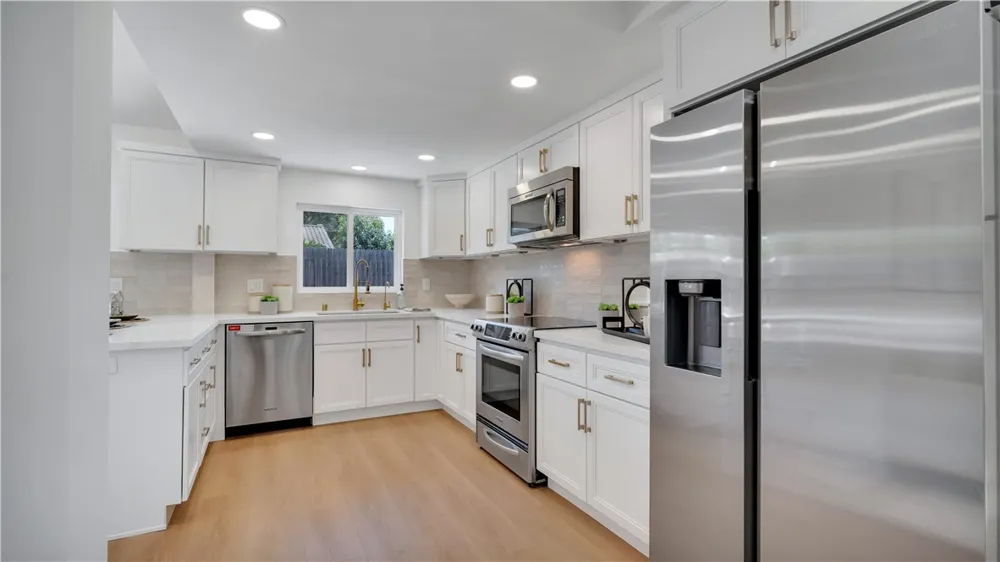 5646 E Valencia Orange, CA 92869