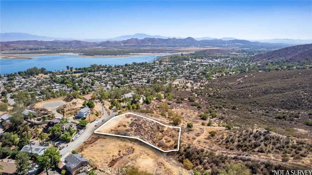 Bodkin Avenue Lake Elsinore, CA 92530