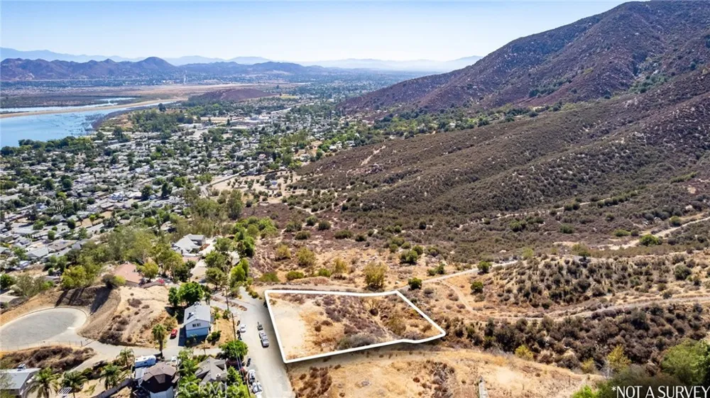Bodkin Avenue Lake Elsinore, CA 92530