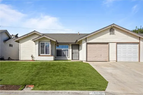 1682 Sycamore