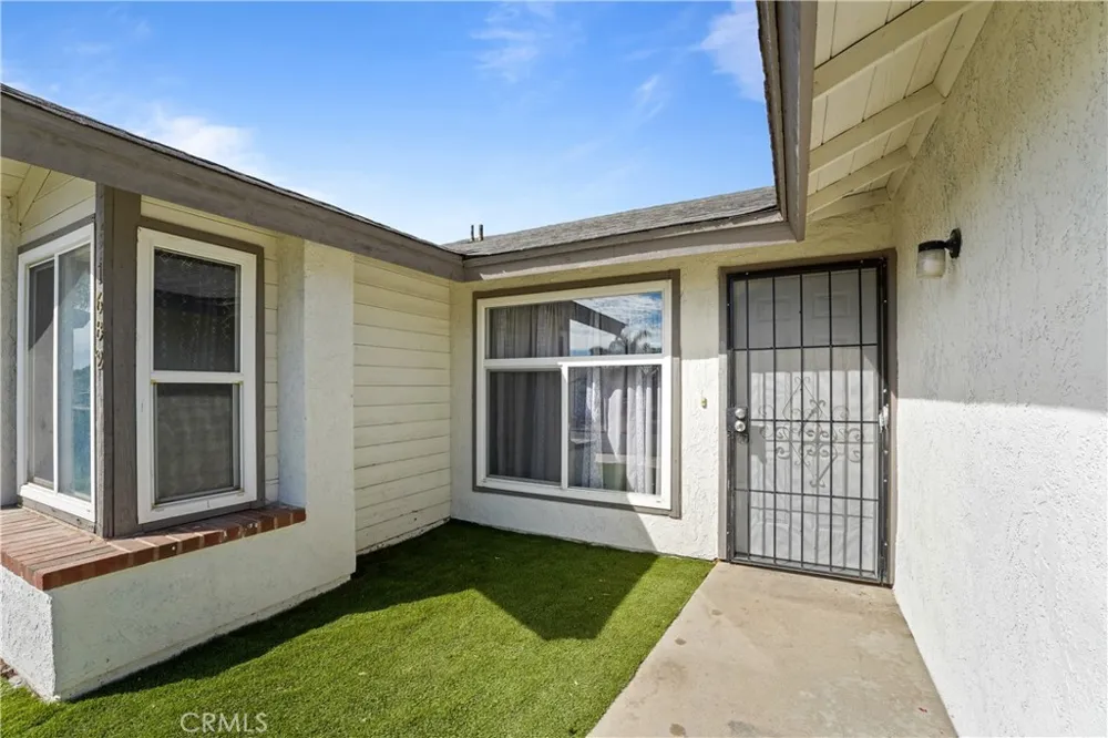 1682 Sycamore Perris, CA 92570