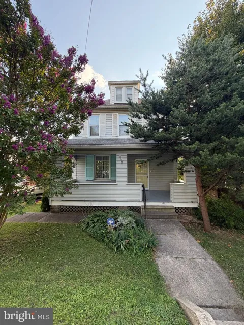 7 MAPLE AVENUE