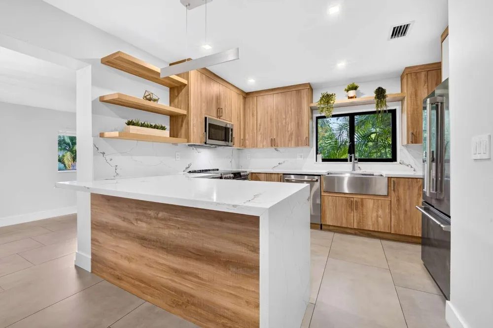 125 NE 146TH STREET Miami, FL 33161