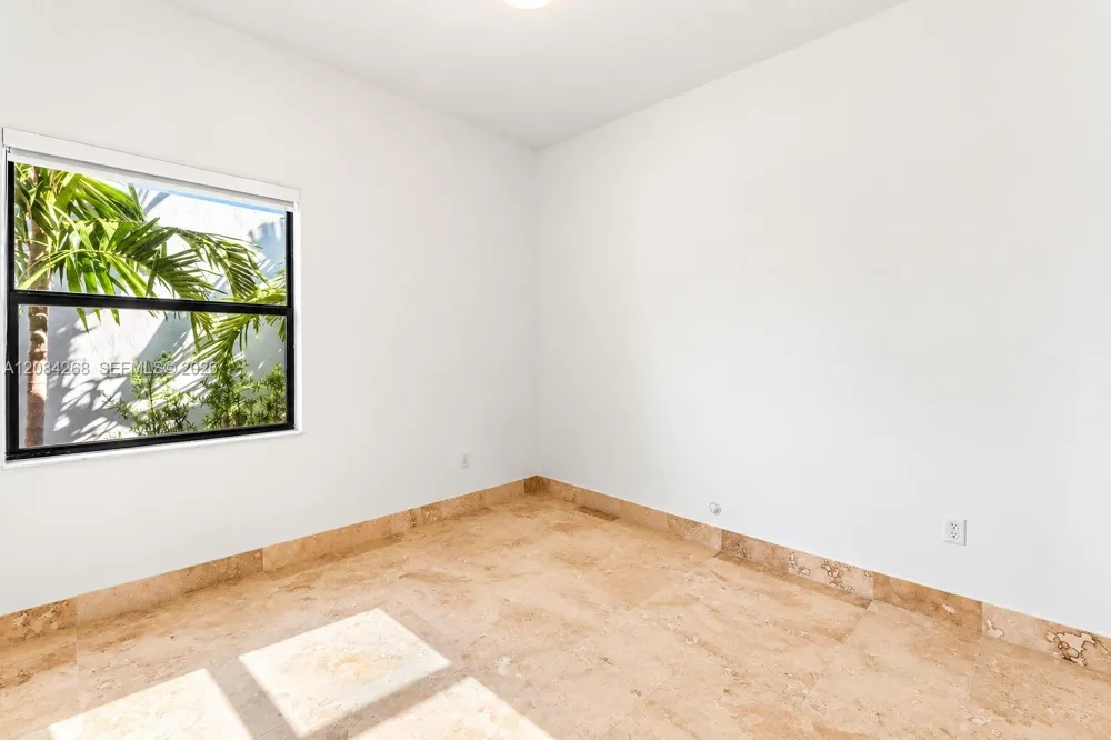 17564 SW 41st St Miramar, FL 33029