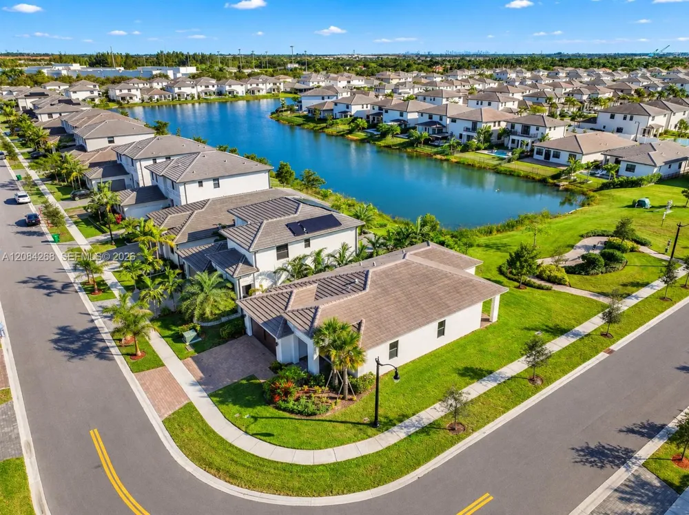 17564 SW 41st St Miramar, FL 33029