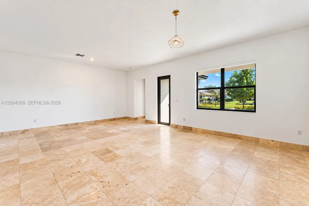 17564 SW 41st St Miramar, FL 33029