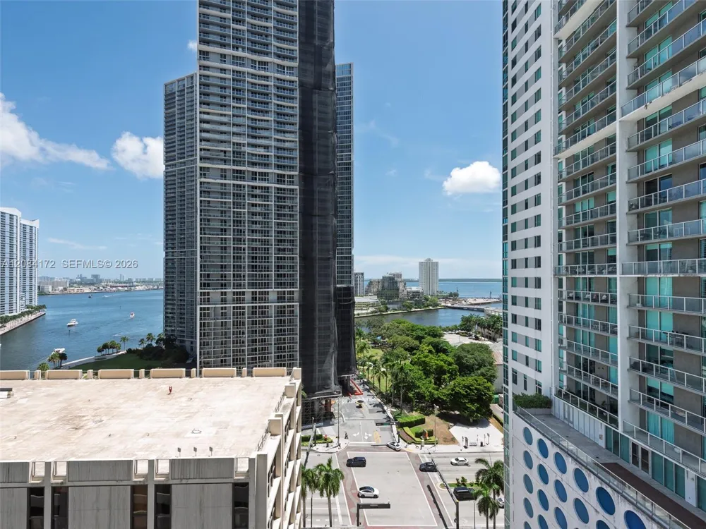 77 SE 5th St #1714 Miami, FL 33131