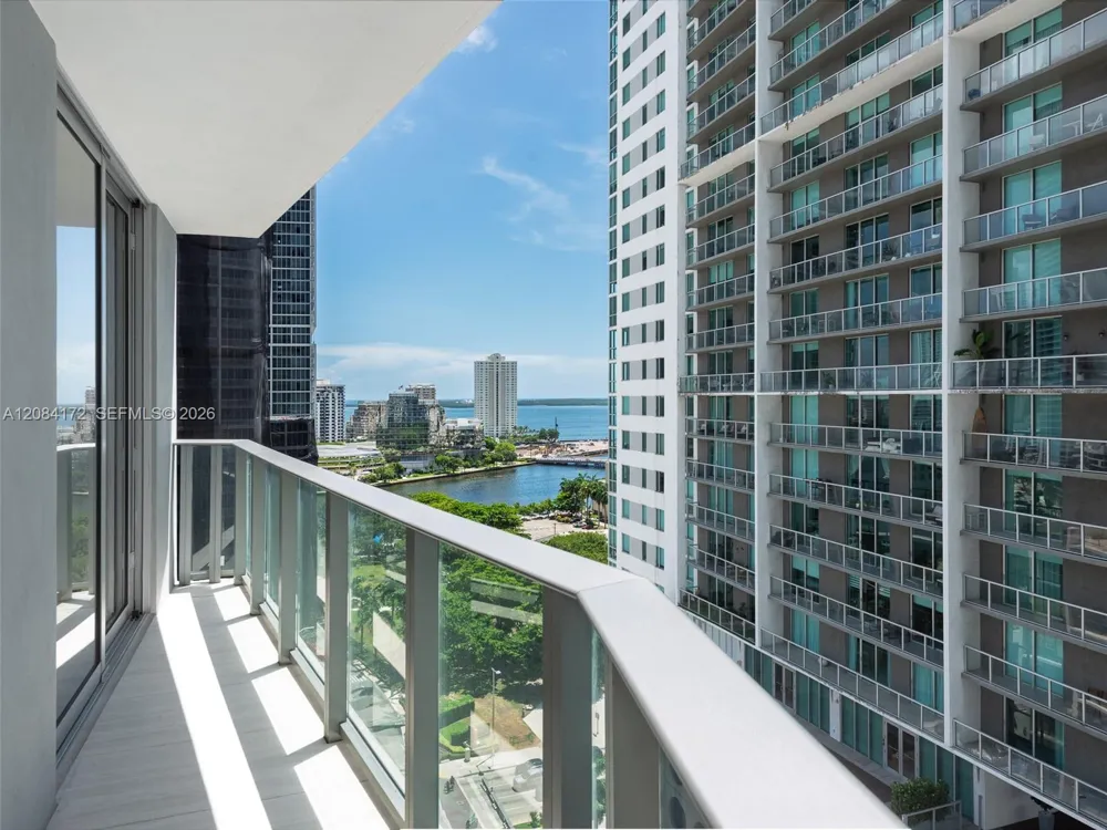 77 SE 5th St #1714 Miami, FL 33131