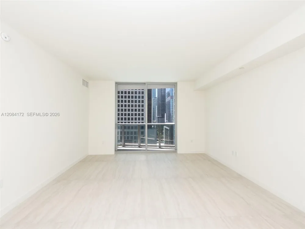 77 SE 5th St #1714 Miami, FL 33131