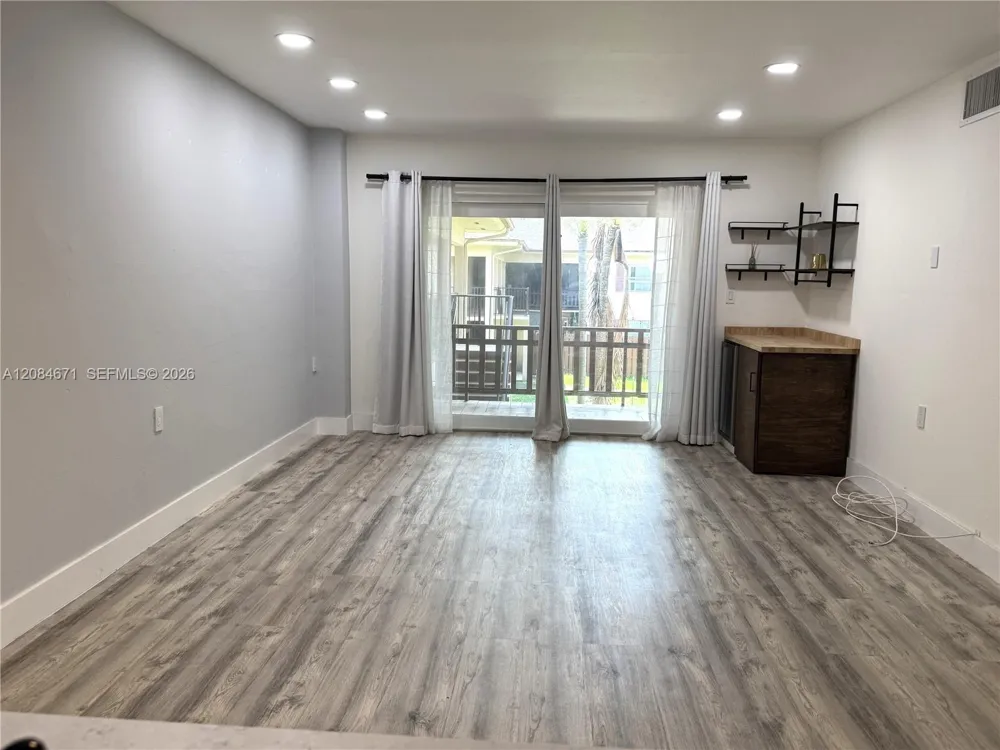 11259 SW 88th St #204H Miami, FL 33176