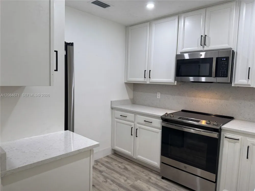 11259 SW 88th St #204H Miami, FL 33176