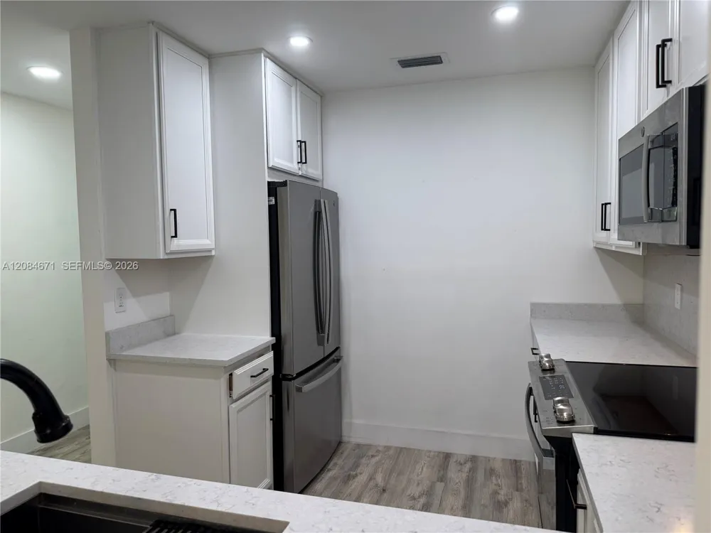 11259 SW 88th St #204H Miami, FL 33176