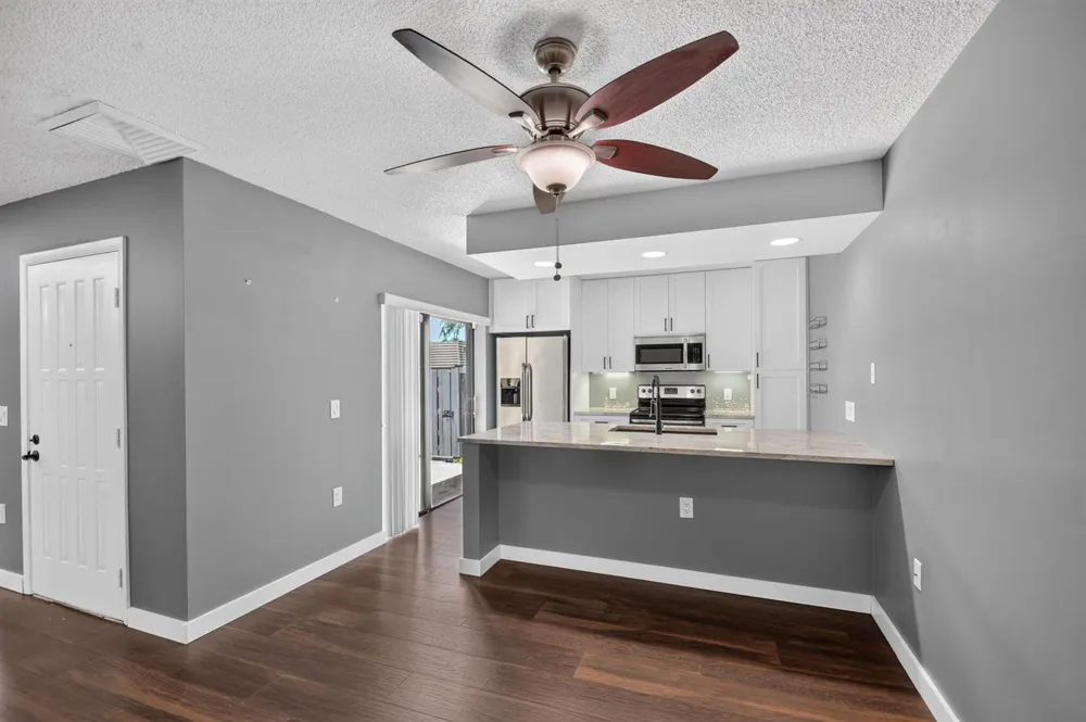 2409 24TH WAY West Palm Beach, FL 33407