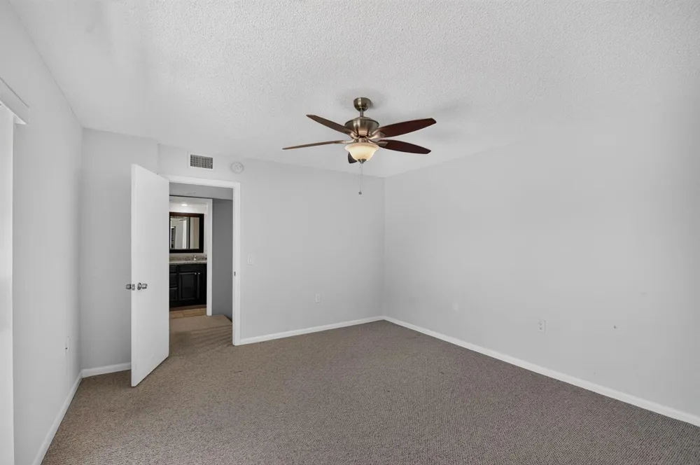 2409 24TH WAY West Palm Beach, FL 33407