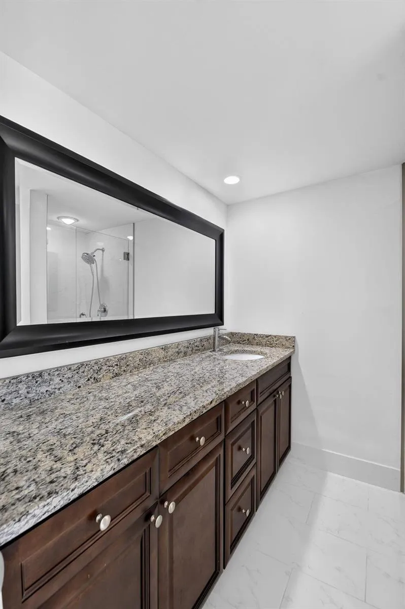 2409 24TH WAY West Palm Beach, FL 33407