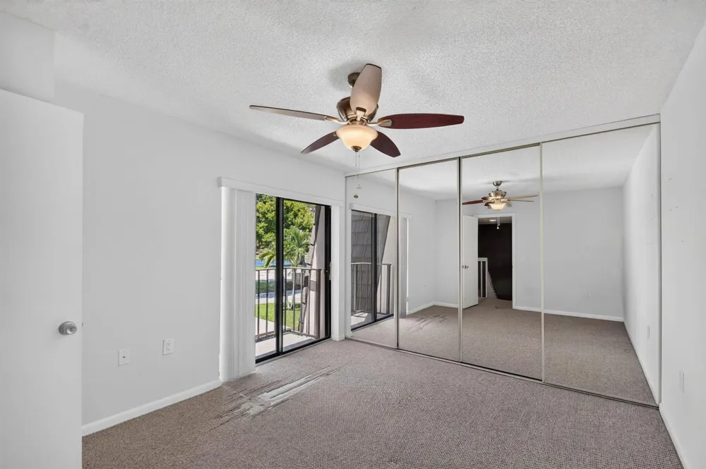 2409 24TH WAY West Palm Beach, FL 33407