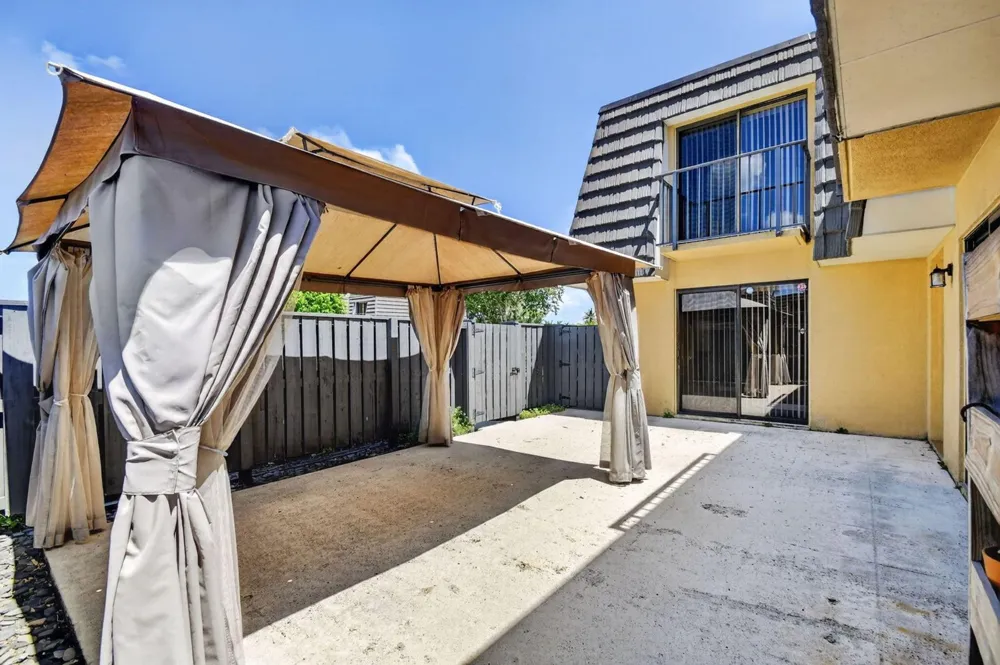 2409 24TH WAY West Palm Beach, FL 33407