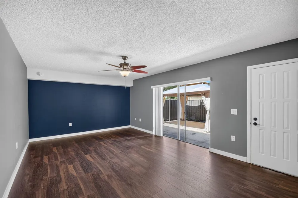2409 24TH WAY West Palm Beach, FL 33407