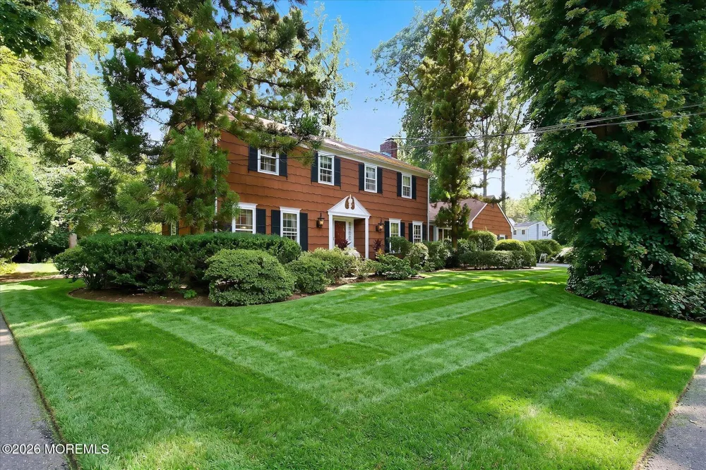 76 Tall Timber Road Middletown, NJ 07748