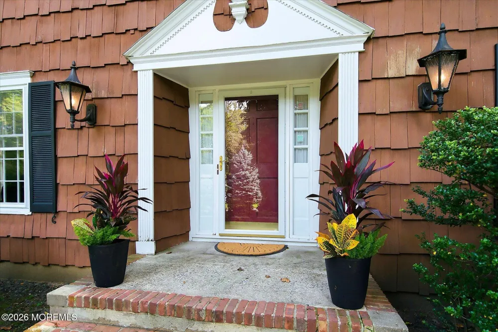 76 Tall Timber Road Middletown, NJ 07748