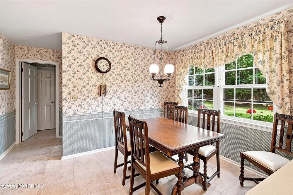 76 Tall Timber Road Middletown, NJ 07748