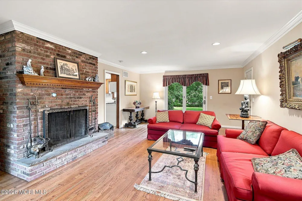 76 Tall Timber Road Middletown, NJ 07748