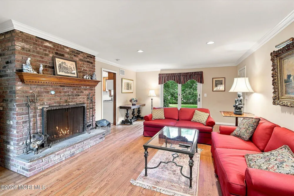 76 Tall Timber Road Middletown, NJ 07748